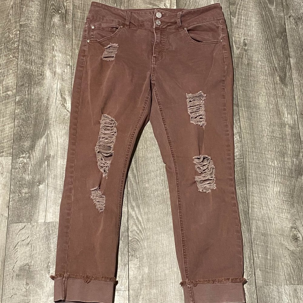 REFUGE DISTRESSED JEANS